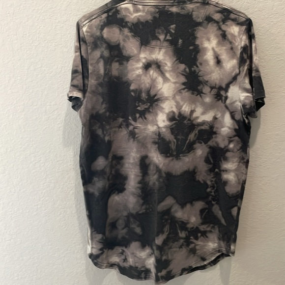 Hollister acid wash tiger T shirt - Picture 6 of 9